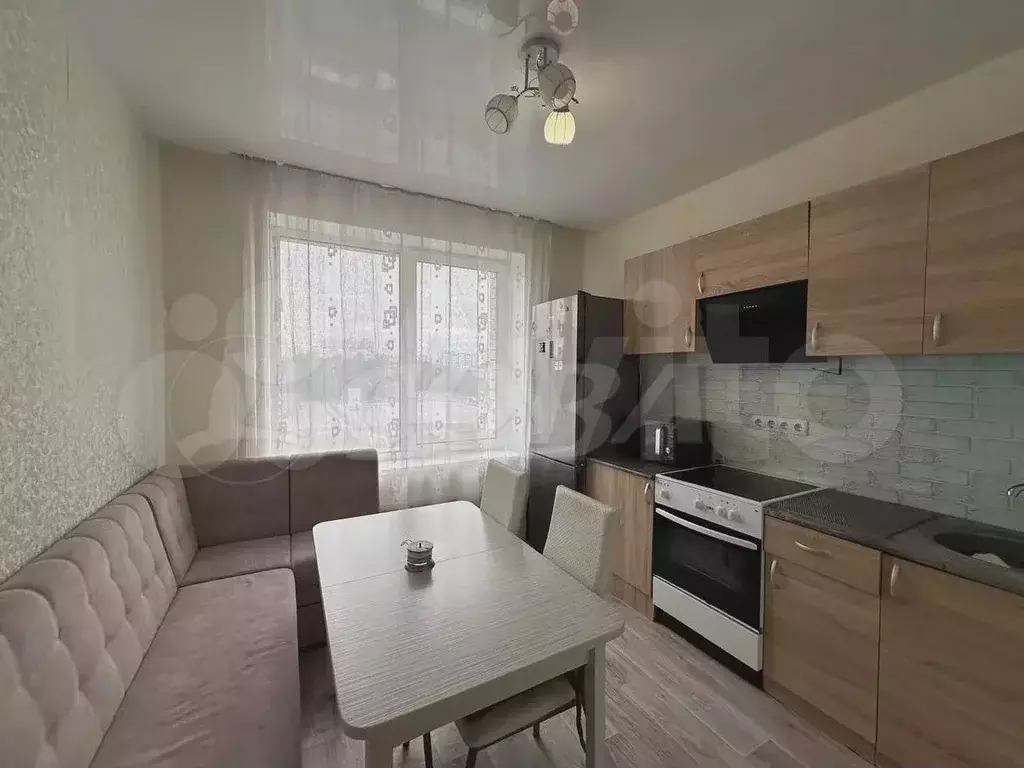 1-к. квартира, 38,5 м, 4/9 эт. - Фото 0