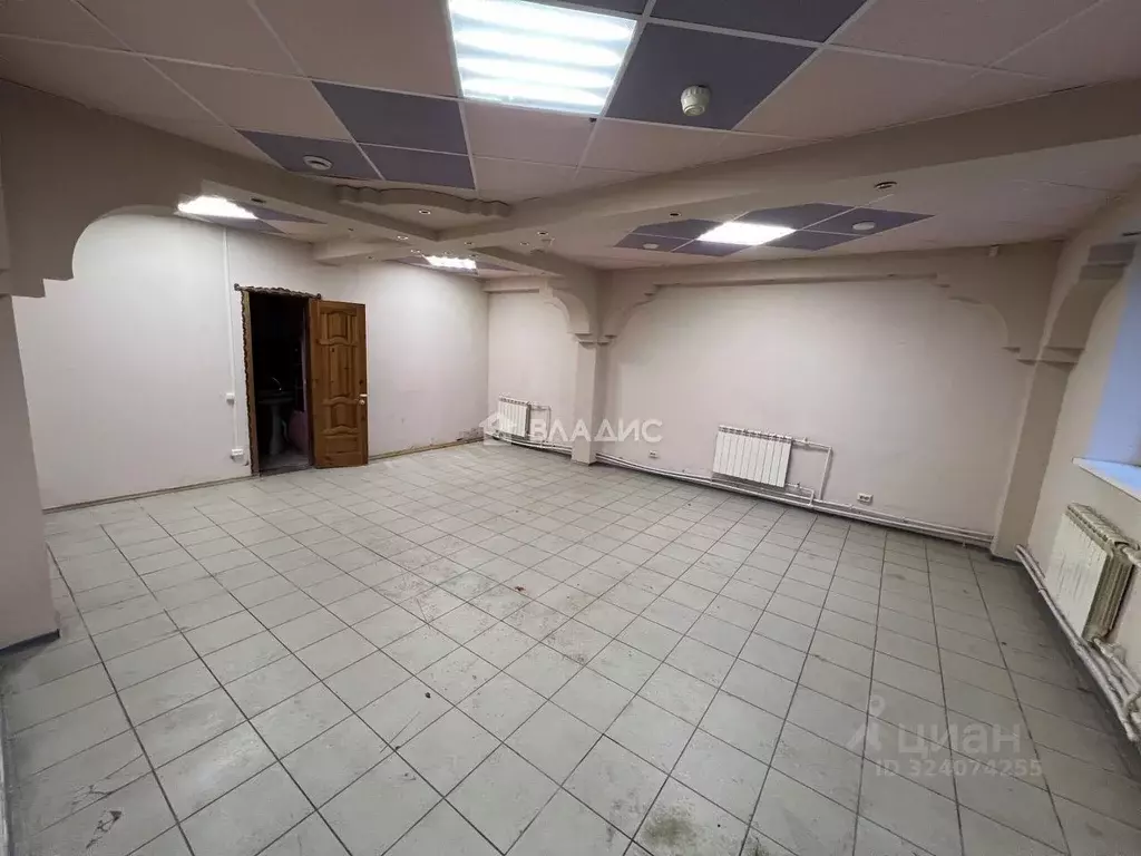 Помещение свободного назначения в Владимирская область, Ковров ул. ... - Фото 1