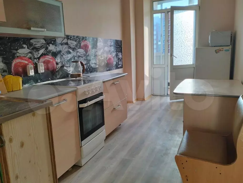 1-к. квартира, 40 м, 8/10 эт. - Фото 0
