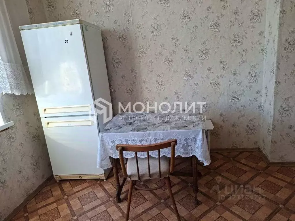 1-к кв. Белгородская область, Старый Оскол Макаренко мкр, 33В (38.0 м) - Фото 2