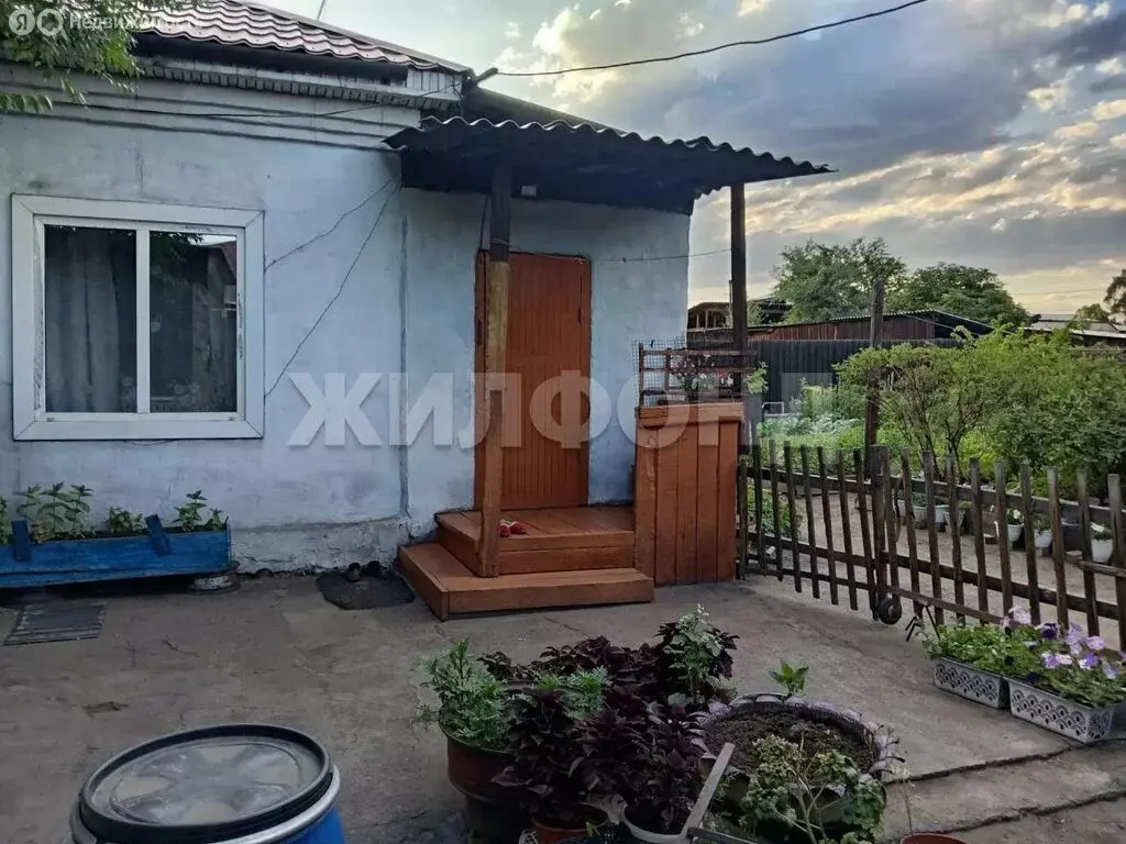 Дом в посёлок городского типа Каа-Хем, Большевистская улица (65 м) - Фото 1