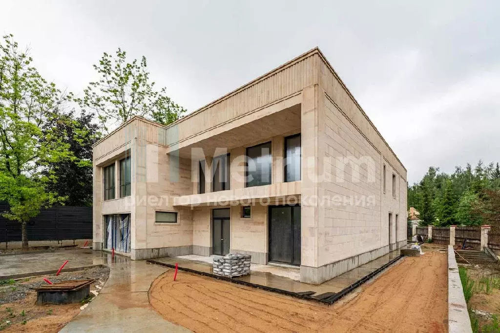 Продается дом в КП Изумрудный век - Фото 1