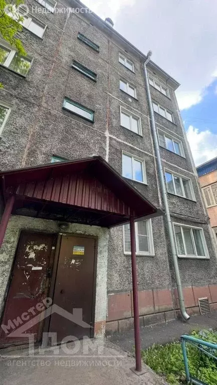 1-комнатная квартира: Киселёвск, улица Унжакова, 14 (35 м) - Фото 0