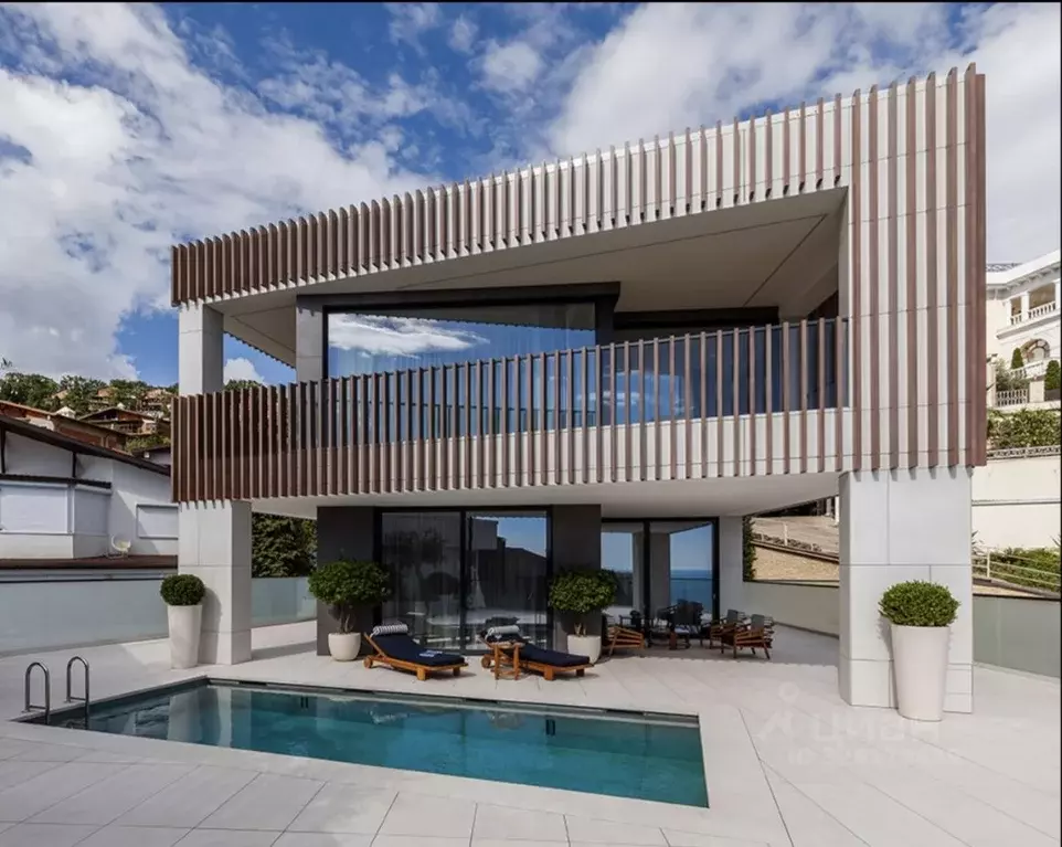 Дом в Краснодарский край, Сочи Благодатная ул., 26 (337 м) - Фото 1