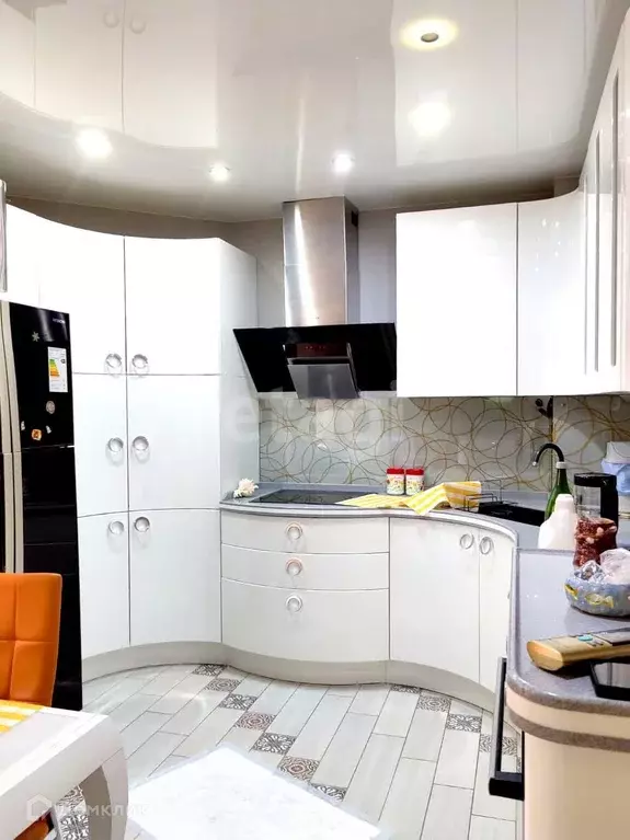 Продаётся 2-к квартира, 80 м - Фото 0