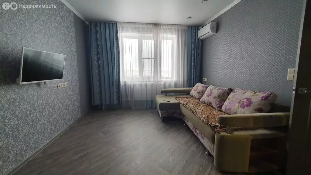 3-комнатная квартира: Елец, улица Коммунаров, 143А (64 м) - Фото 1
