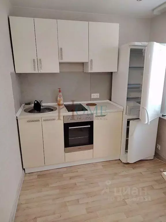 2-к кв. Новосибирская область, Новосибирск ул. Титова, 8 (44.0 м) - Фото 1