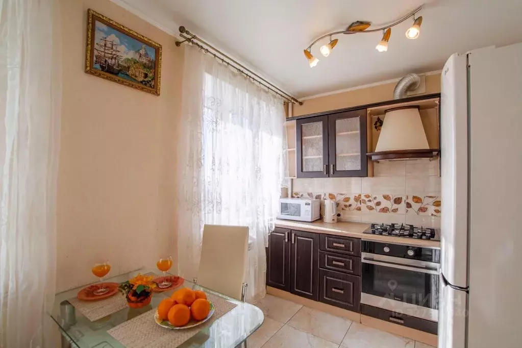 1-к кв. Саратовская область, Саратов ул. Имени Н.Г. Чернышевского, 46 ... - Фото 2