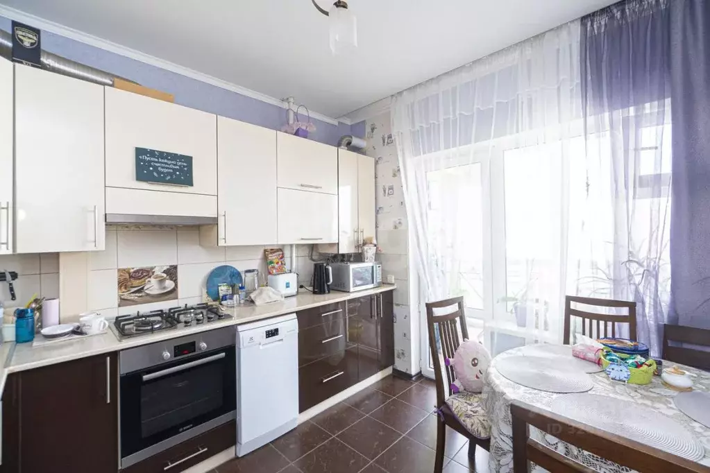 2-к кв. Севастополь просп. Античный, 8В (66.4 м) - Фото 1