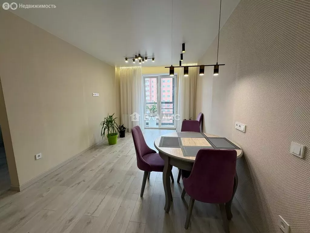 3-комнатная квартира: Сыктывкар, Тентюковская улица, 320к4 (56.2 м) - Фото 1