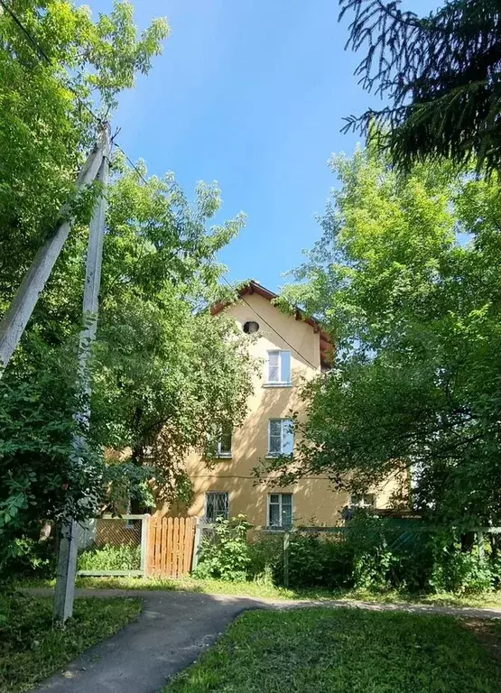 3-к. квартира, 60 м, 3/3 эт. - Фото 0