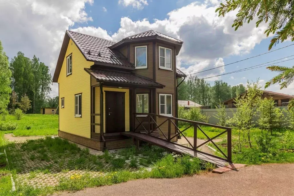 Коттедж в Ленинградская область, Всеволожский район, Куйвозовское ... - Фото 1