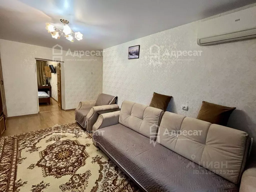 3-к кв. Волгоградская область, Волгоград ул. 64-й Армии, 59 (56.2 м) - Фото 1