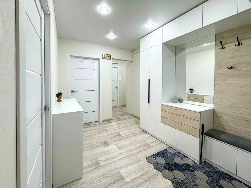 3-к кв. Чувашия, Чебоксары пл. Победы, 5 (66.1 м) - Фото 2