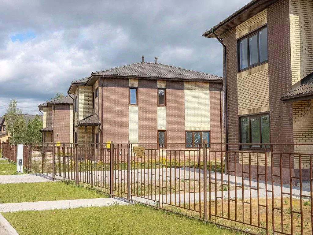 Дом в Ленинградская область, Всеволожский район, Агалатовское с/пос, ... - Фото 2