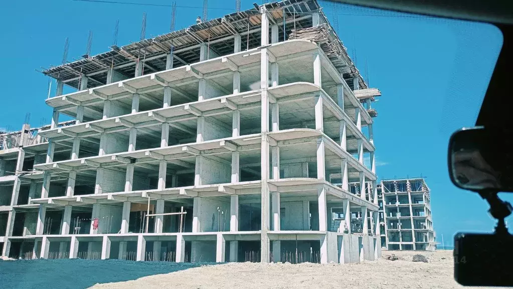 2-к кв. Дагестан, Каспийск ул. М. Халилова, 1Б (79.0 м) - Фото 1
