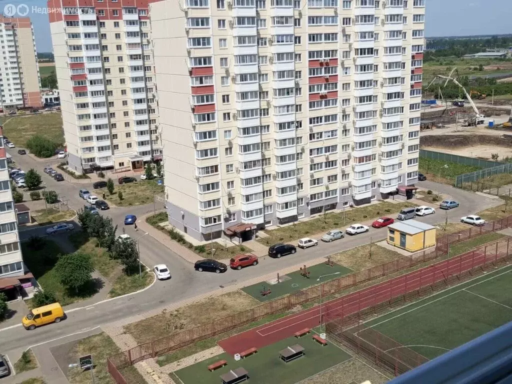 3-комнатная квартира: Краснодар, Душистая улица, 43 (65.5 м) - Фото 0