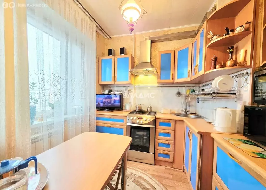 2-комнатная квартира: Белгород, 10-й микрорайон, Спортивная улица, 1 ... - Фото 2