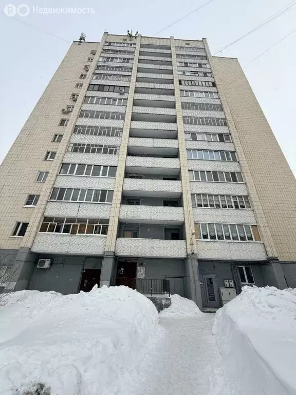 3-комнатная квартира: Казань, улица Кулахметова, 23 (59.7 м) - Фото 1