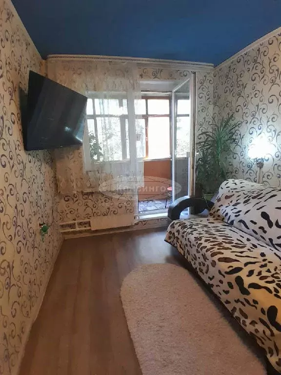 Продается 3-комнатная квартира - Фото 1