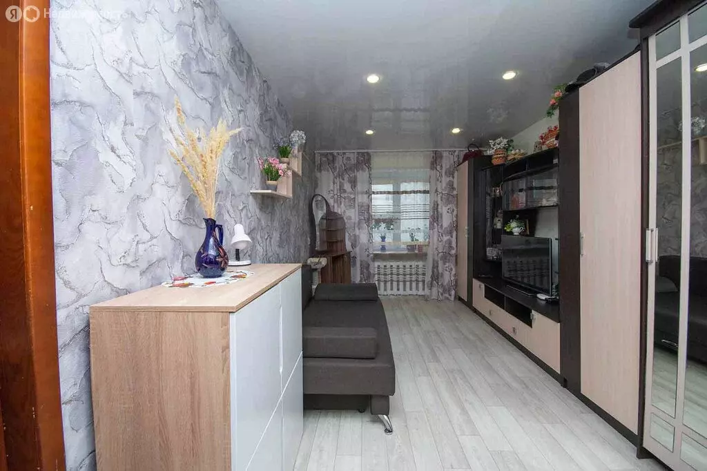 3-комнатная квартира: Новоульяновск, Ремесленная улица, 4 (56.8 м) - Фото 2