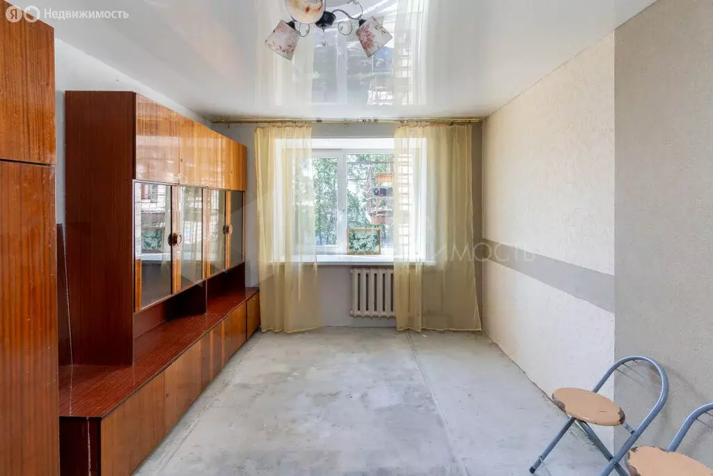Квартира-студия: Тюмень, улица Республики, 220 (18 м) - Фото 2