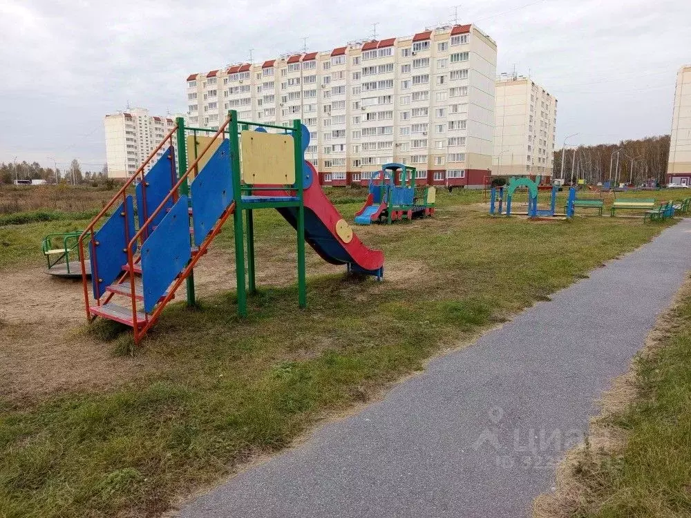 2-к кв. Омская область, Омск ул. Завертяева, 9к17 (56.0 м) - Фото 2