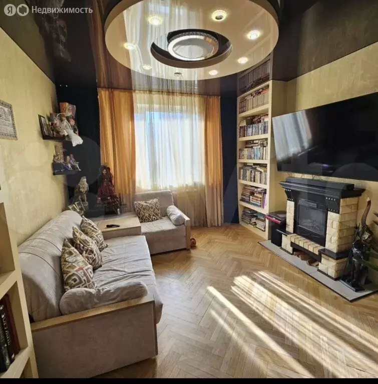 4-комнатная квартира: Москва, бульвар Адмирала Ушакова, 3 (99 м) - Фото 1