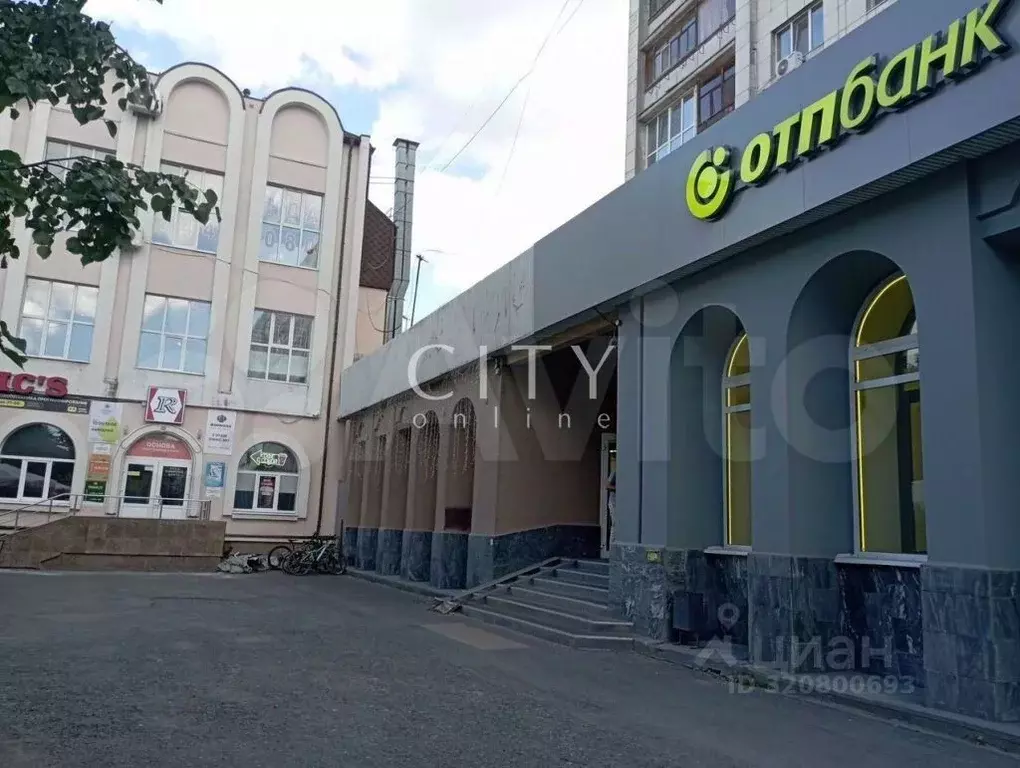 Торговая площадь в Тюменская область, Тюмень ул. Республики, 94/1 (266 ... - Фото 0