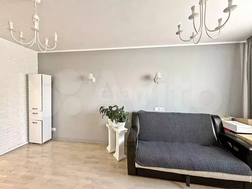 3-к. квартира, 80 м, 3/14 эт. - Фото 1