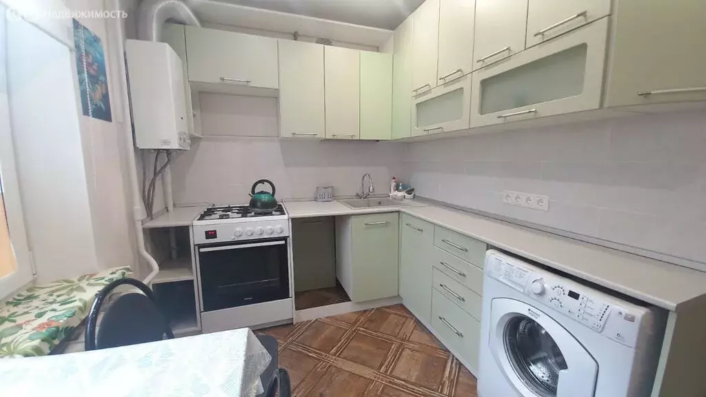 3-комнатная квартира: Белоусово, Калужская улица, 2 (58 м) - Фото 1