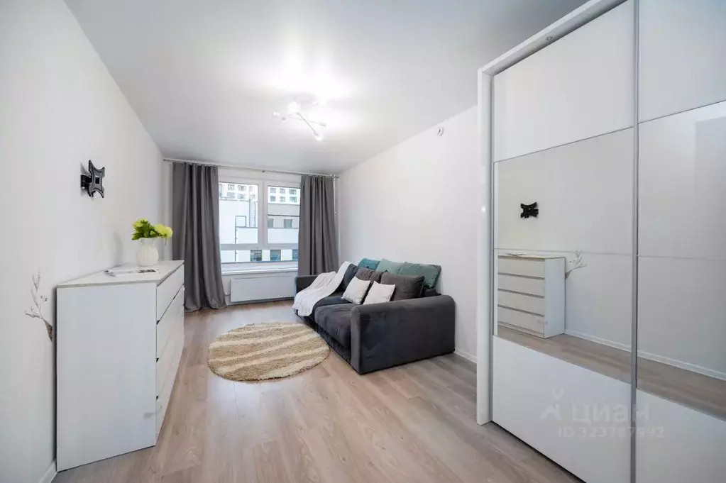 2-к кв. Свердловская область, Екатеринбург пер. Полимерный, 9 (62.2 м) - Фото 2