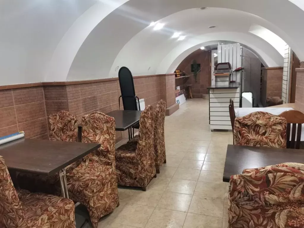 Торговая площадь в Орловская область, Орел ул. 1-я Курская, 69 (70 м) - Фото 1