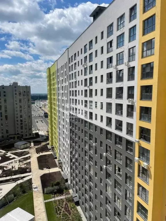 2-к кв. Курская область, Курск ул. Энгельса, 115 (71.6 м) - Фото 1
