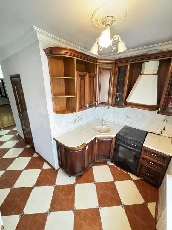 3-к. квартира, 65 м, 1/5 эт. - Фото 0