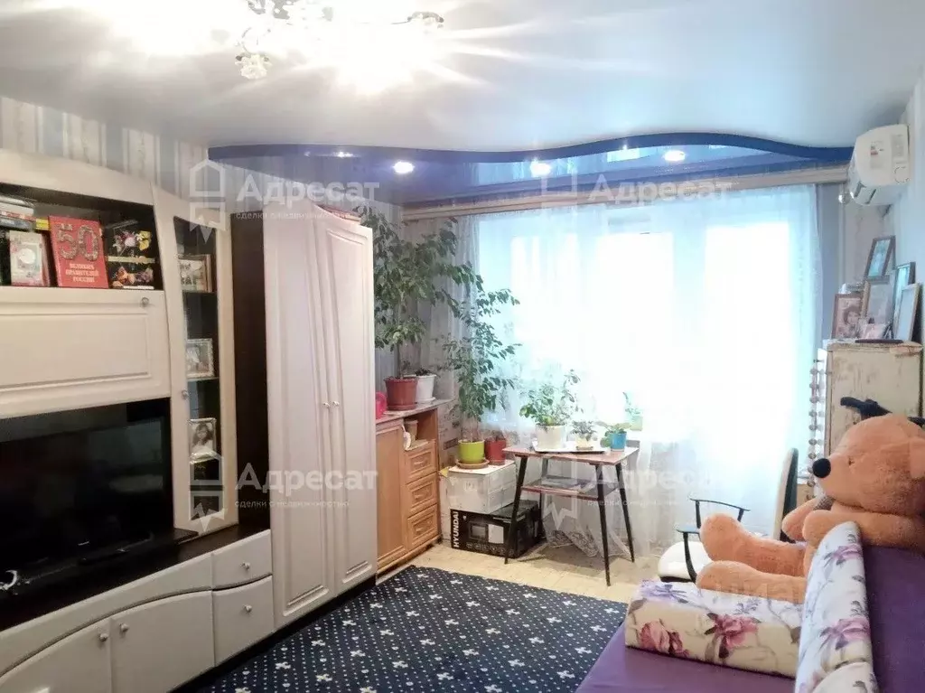 3-к кв. Волгоградская область, Волгоград ул. Кирова, 109 (61.5 м) - Фото 0