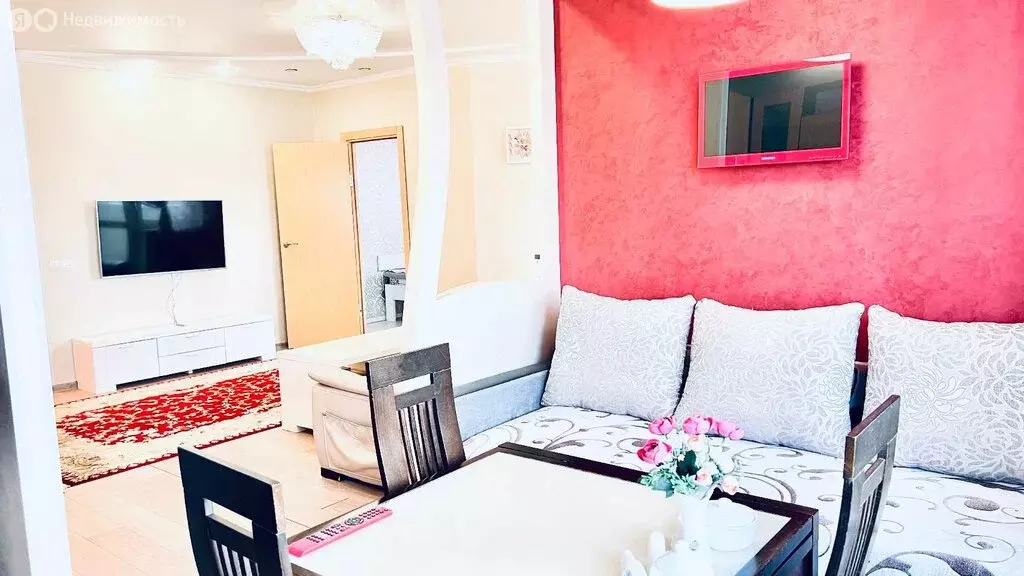 2-комнатная квартира: Хабаровск, улица Истомина, 22А (57.6 м) - Фото 2