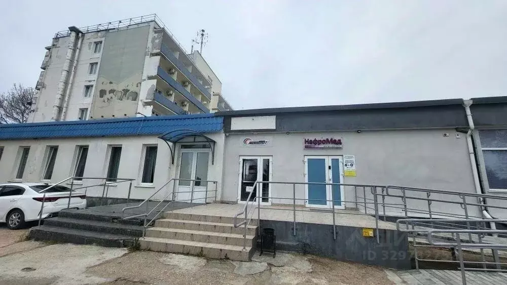 Помещение свободного назначения в Севастополь просп. Героев ... - Фото 1