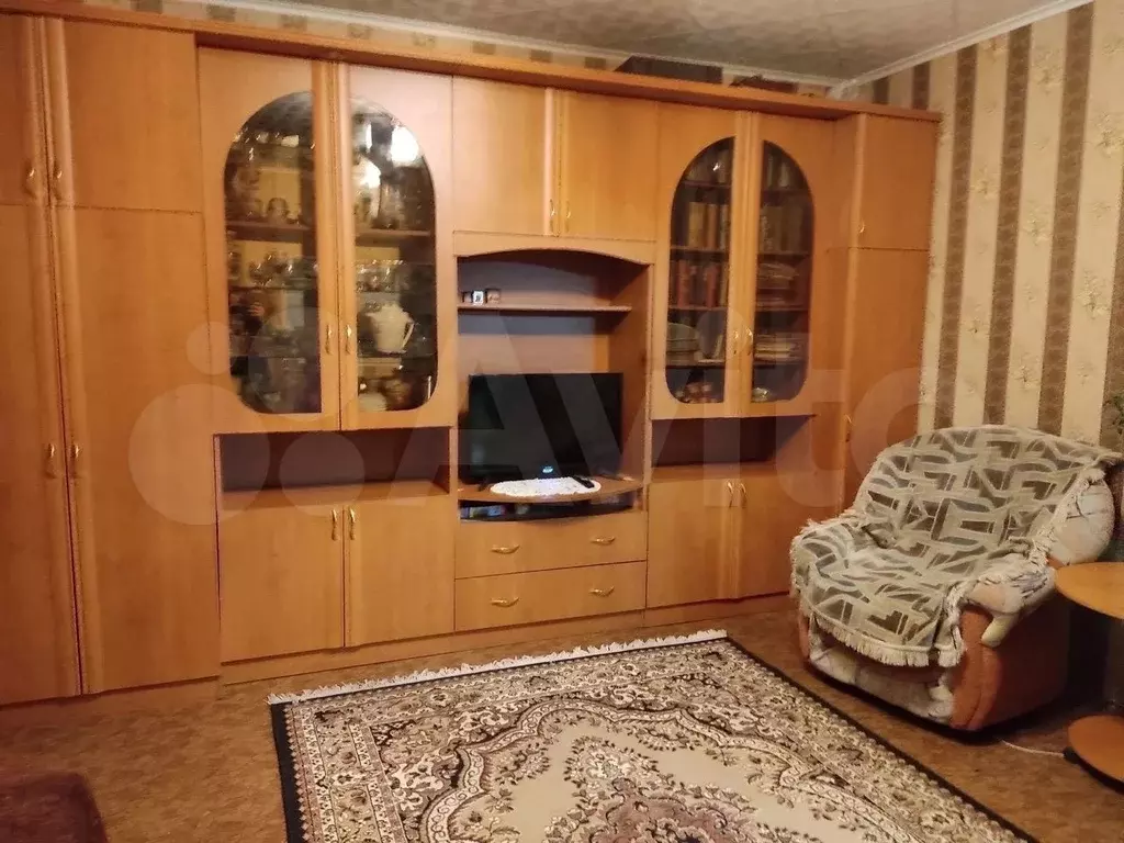 Комната 18 м в 3-к., 9/10 эт. - Фото 0