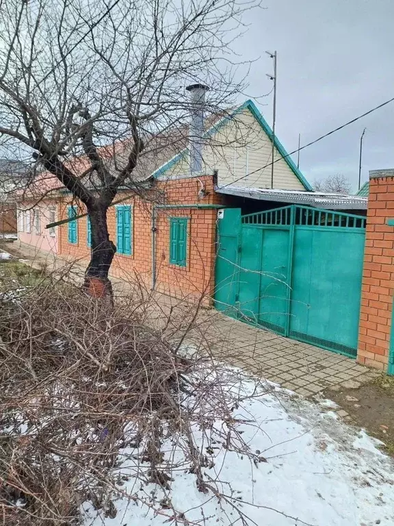 Дом в Краснодарский край, Ейск ул. Павленко (85 м) - Фото 1