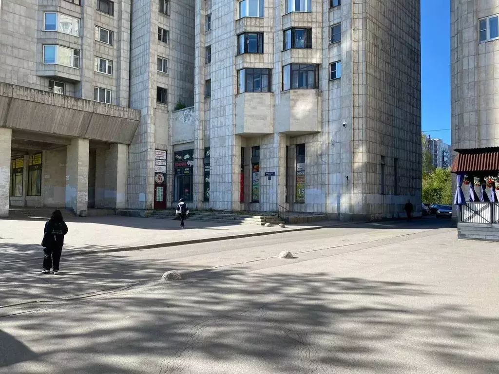 Торговая площадь в Санкт-Петербург Новосмоленская наб., 1Д (336 м) - Фото 2