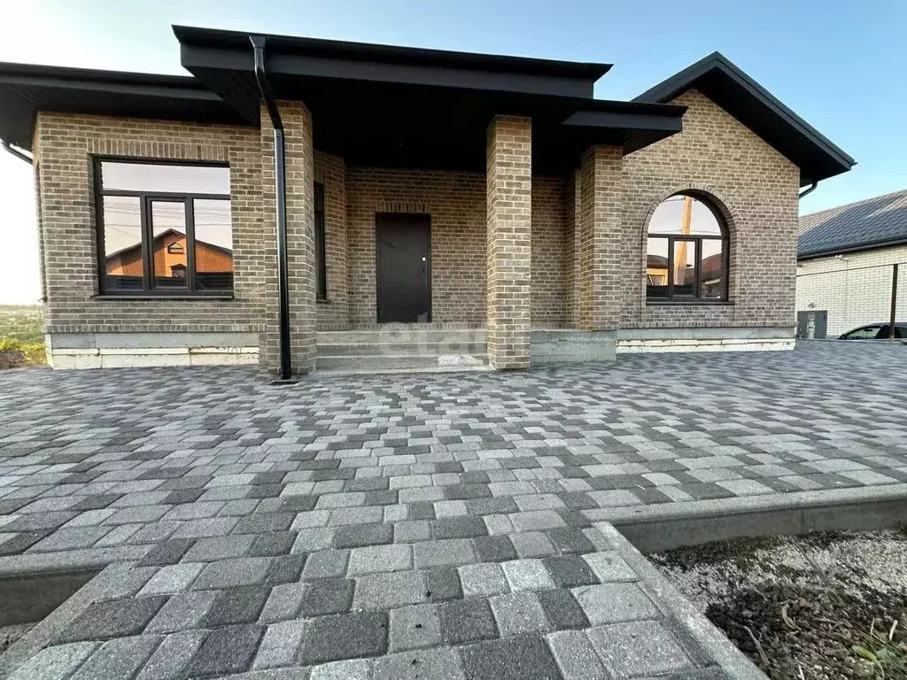 Дом в Ставропольский край, Ставрополь ул. Кавказский тракт (366 м) - Фото 1