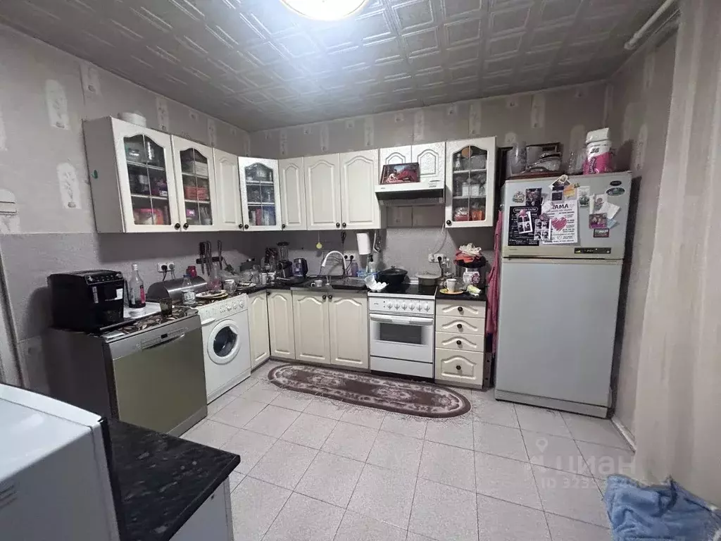 4-к кв. Красноярский край, Красноярск Взлетная ул., 1 (98.8 м) - Фото 1