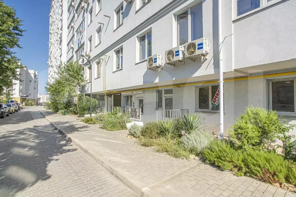 1-к кв. Севастополь ул. Челнокова, 29к3 (51.5 м) - Фото 1