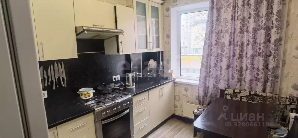 2-к кв. Белгородская область, Белгород просп. Славы, 129 (47.6 м) - Фото 2