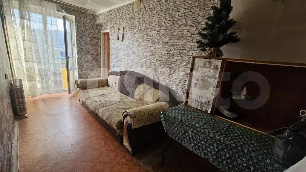 Комната 21,1 м в 4-к., 8/9 эт. - Фото 0
