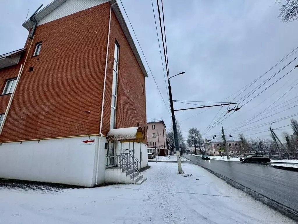 Помещение свободного назначения в Брянская область, Брянск ул. ... - Фото 1