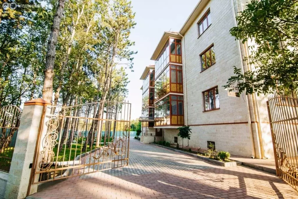 2-комнатная квартира: Иноземцево, Тихая улица, 4А (82 м) - Фото 1