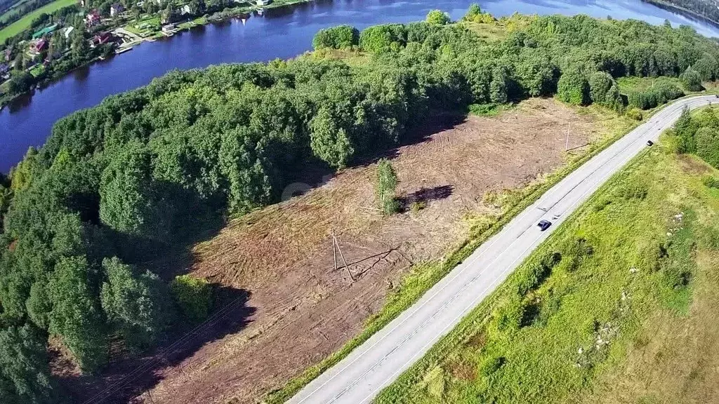 Участок в Ленинградская область, Волховский район, Староладожское ... - Фото 1