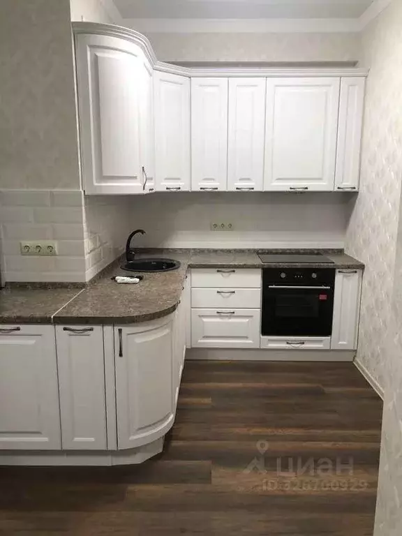 3-к кв. Крым, Симферополь ул. Балаклавская, 41 (70.0 м) - Фото 1